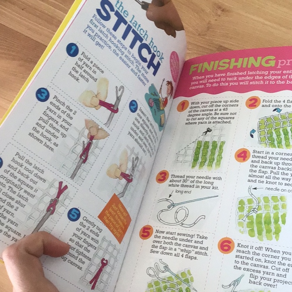 Latch Hook Book & Set - Picture 11 of 16